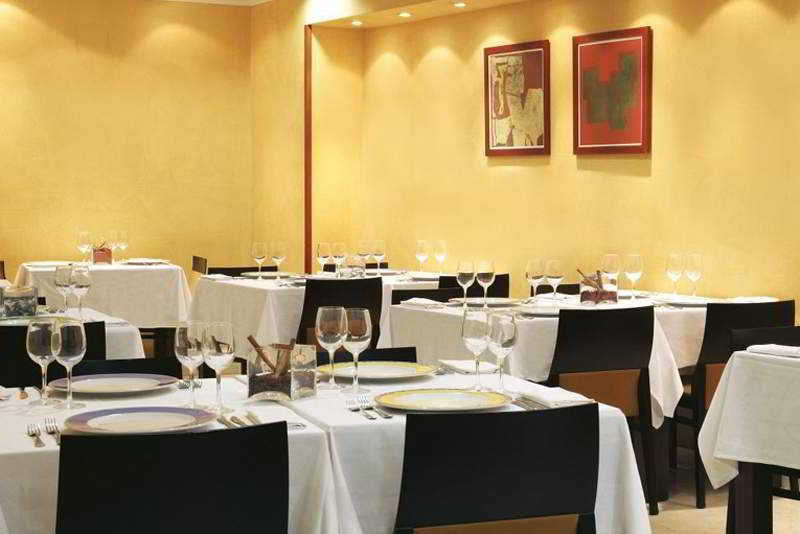 Grupotel Gravina Barcelona Restaurant bilde